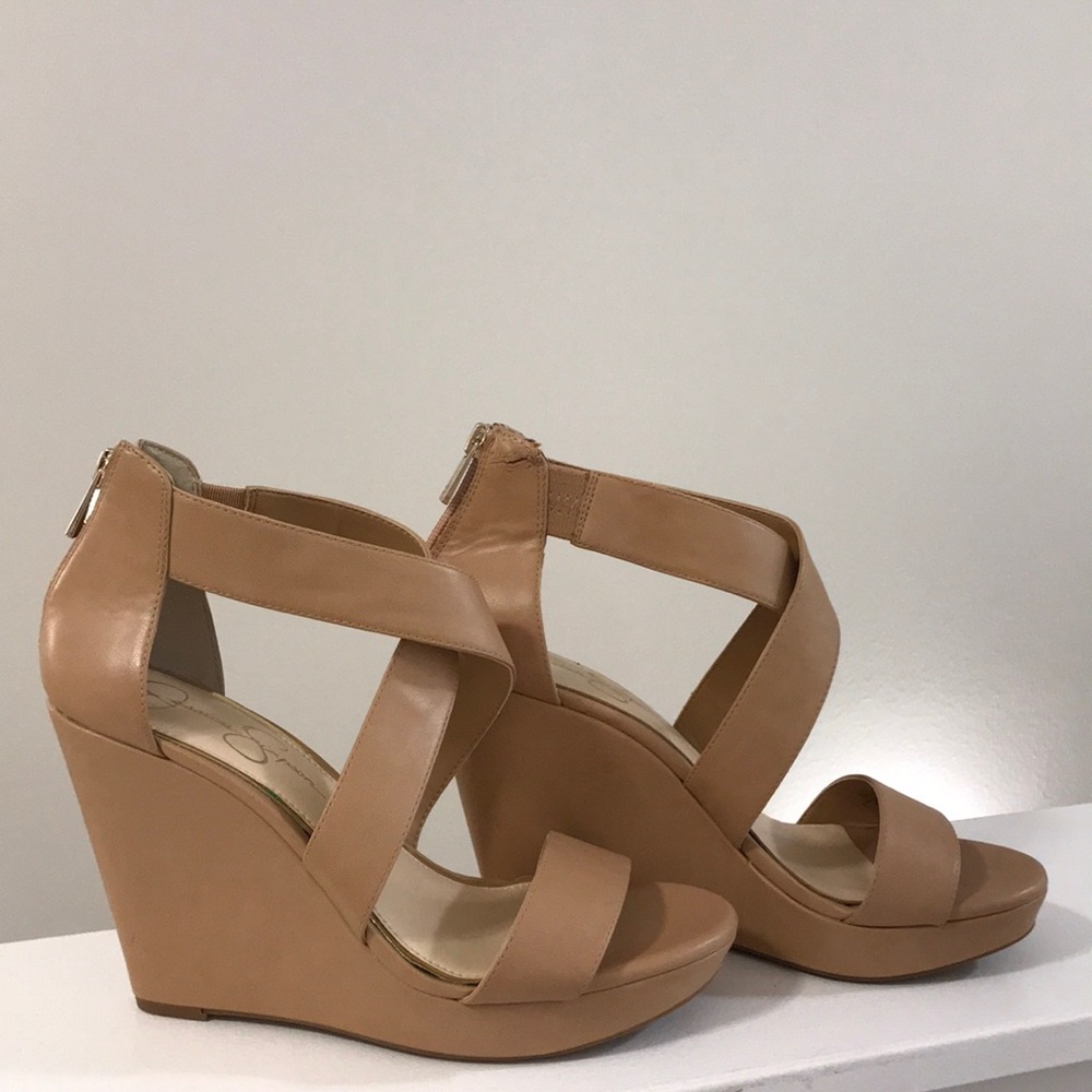 Jessica Simpson Nude Wedge